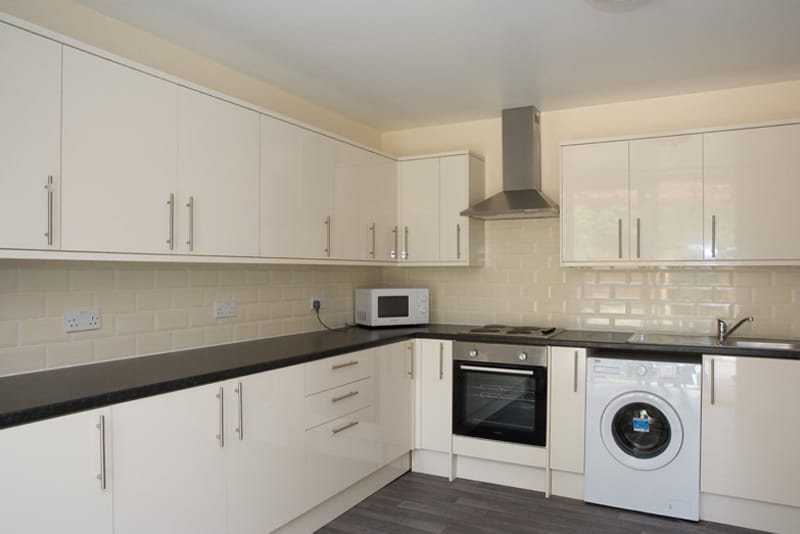 Gade Road featured image